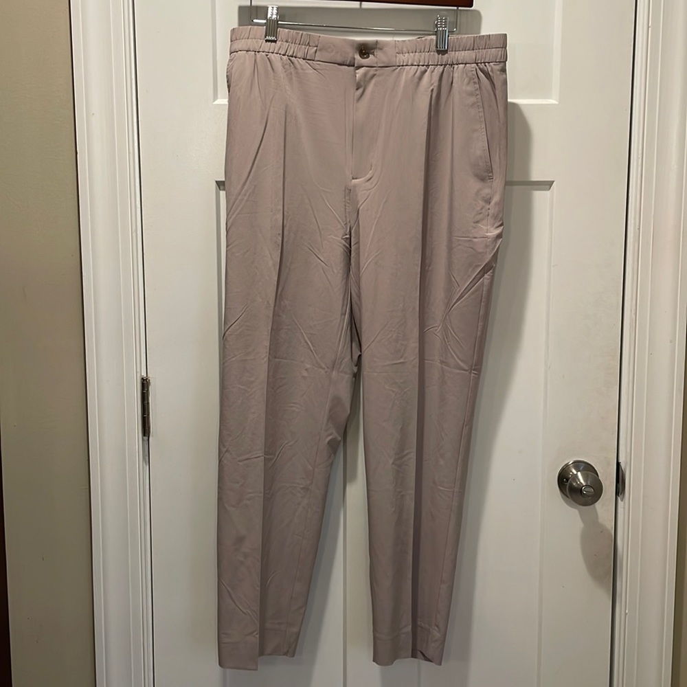 Banana Republic Air Stretch Khaki colored pants size L